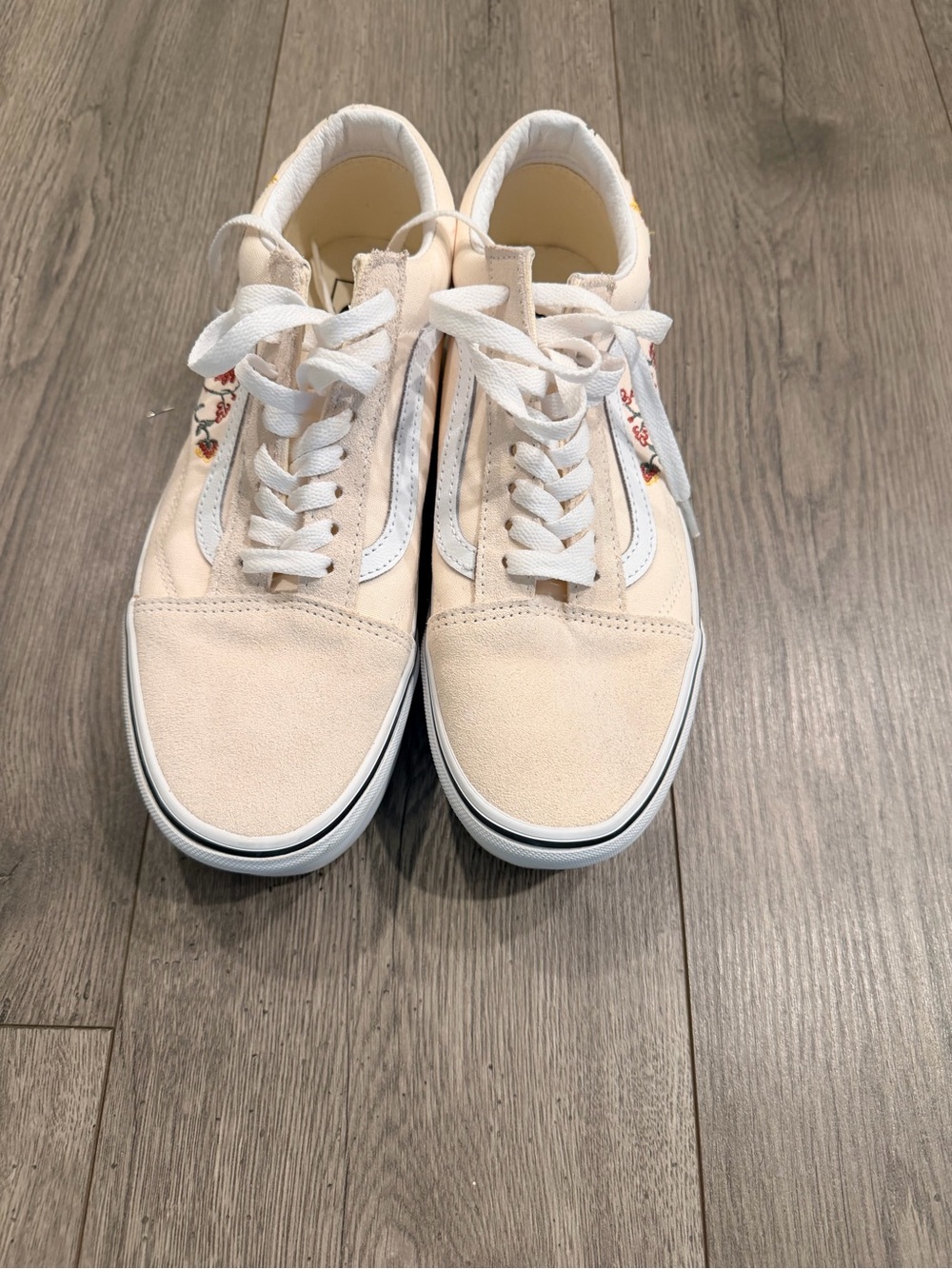 Vans Cream Platform Sneakers with Floral Embroidery - Picture 5 of 6